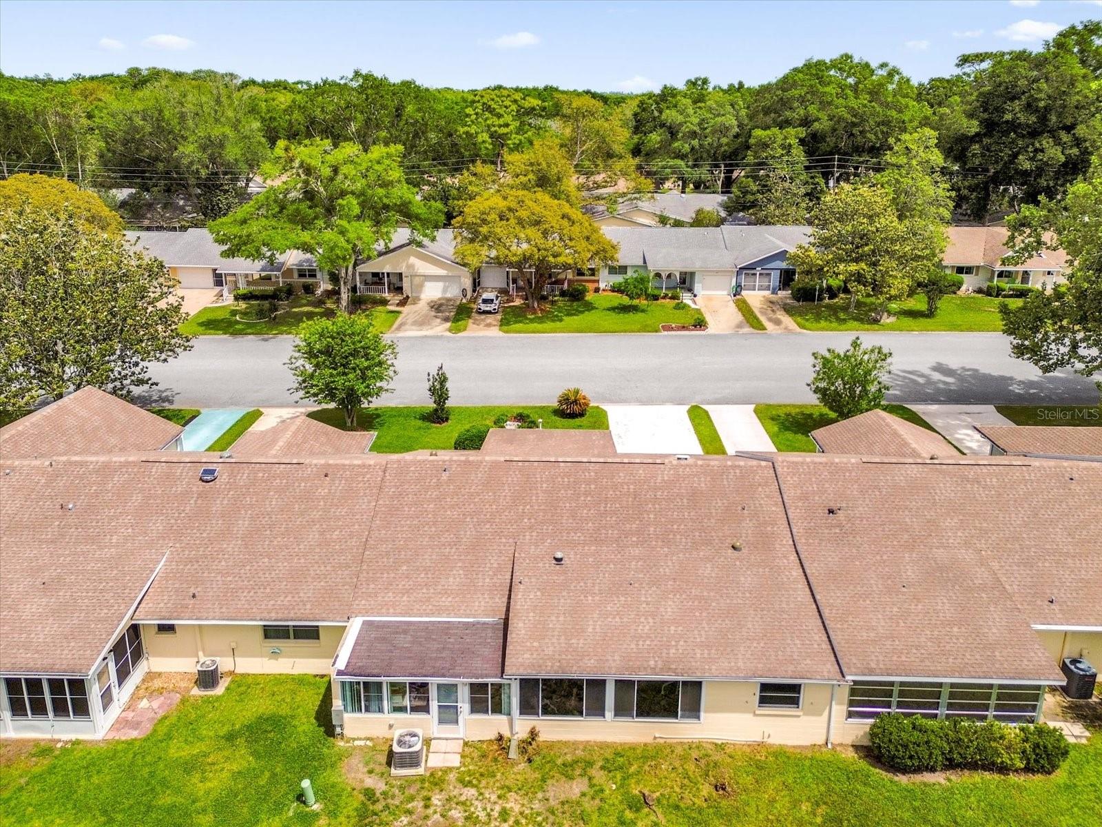 CIRCLE SQUARE WOODS Y - Residential