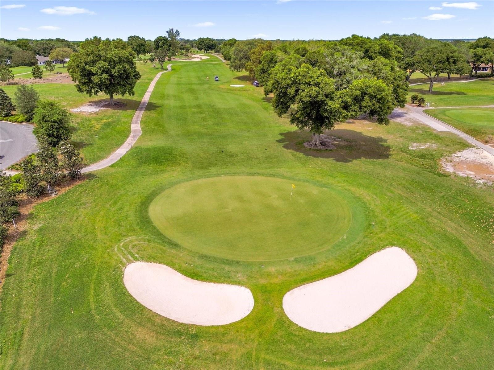 CIRCLE SQUARE WOODS Y - Residential