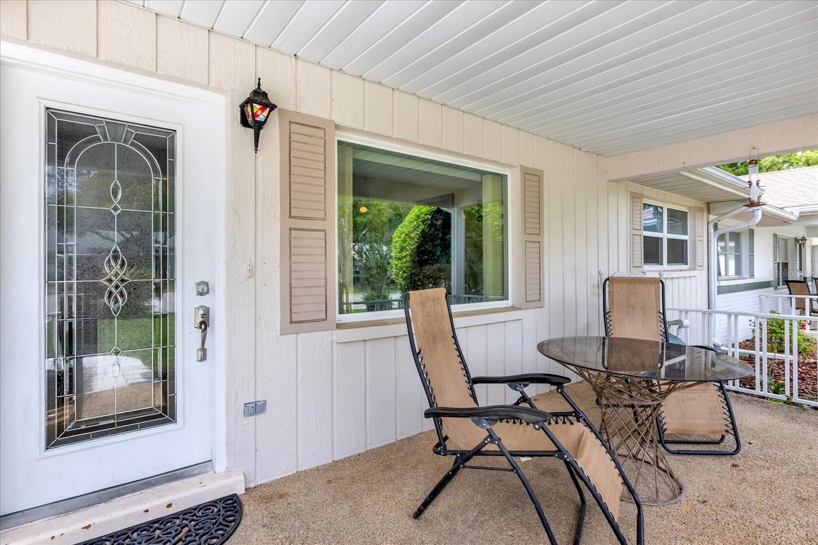 CIRCLE SQUARE WOODS Y - Residential