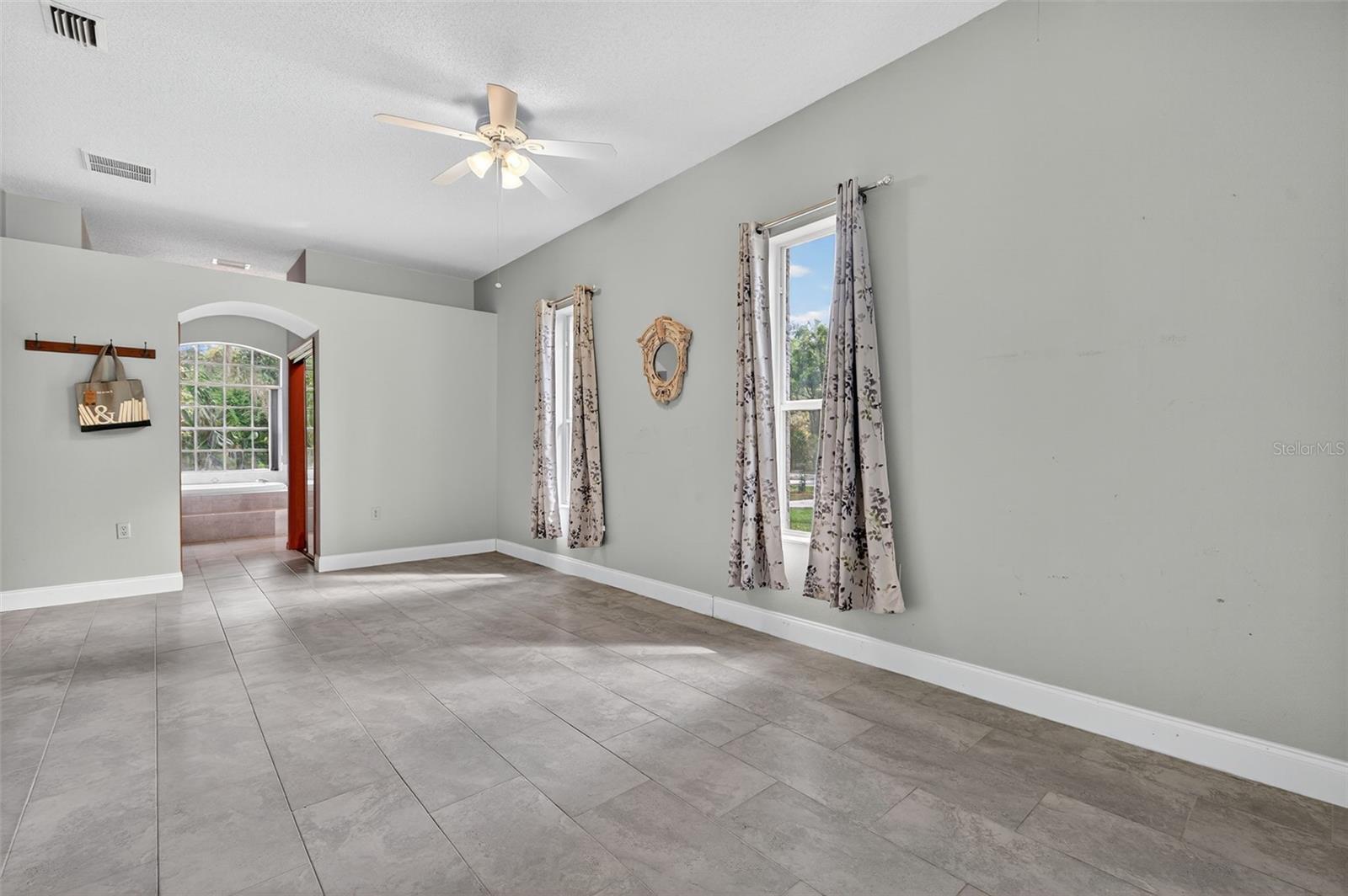 NOTTINGHAM FOREST - Residential