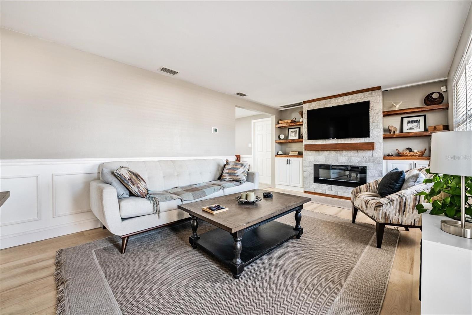 ORANGEWOOD VILLAGE - Residential