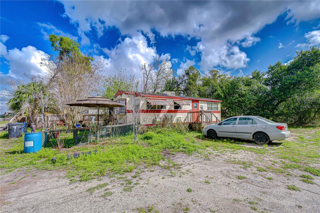 Photo of 8426 Kricket Lane, Tampa, FL 33637 (MLS # TB8480509)