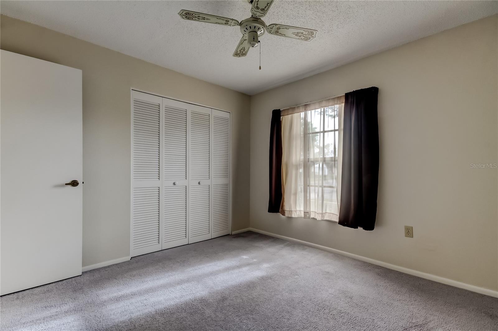 HERITAGE LAKE - Residential