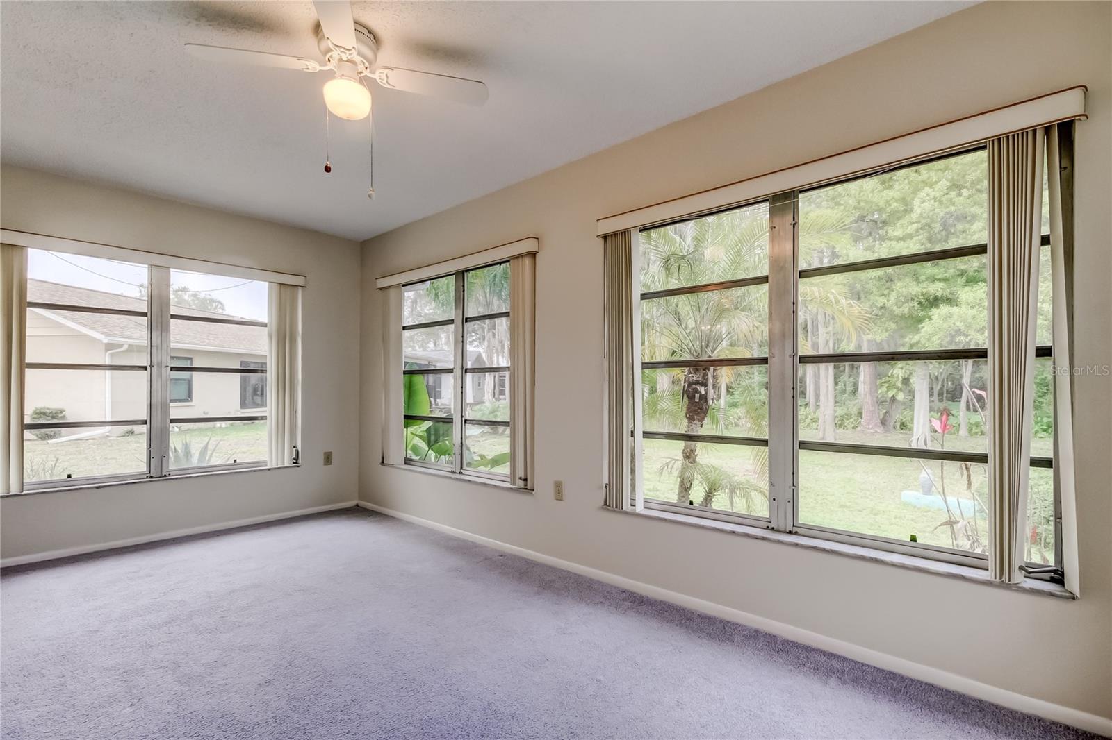 HERITAGE LAKE - Residential