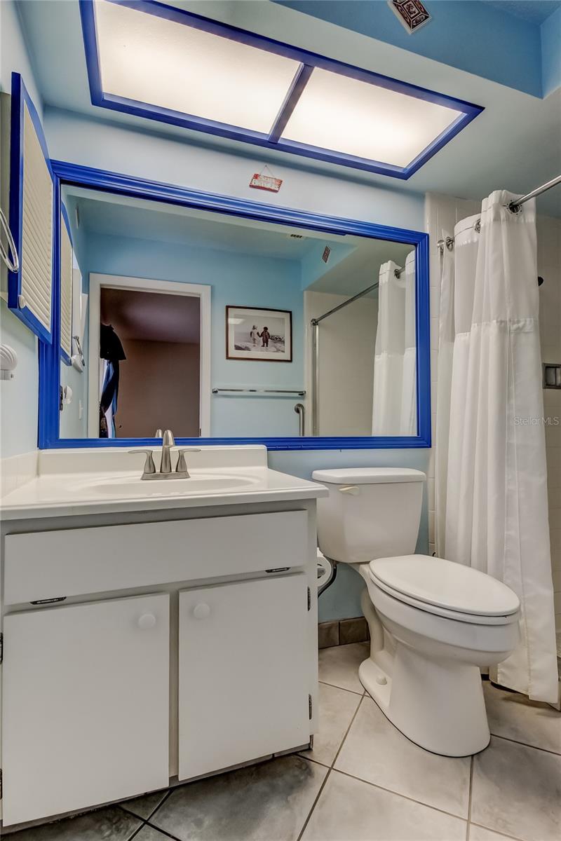 HERITAGE LAKE - Residential