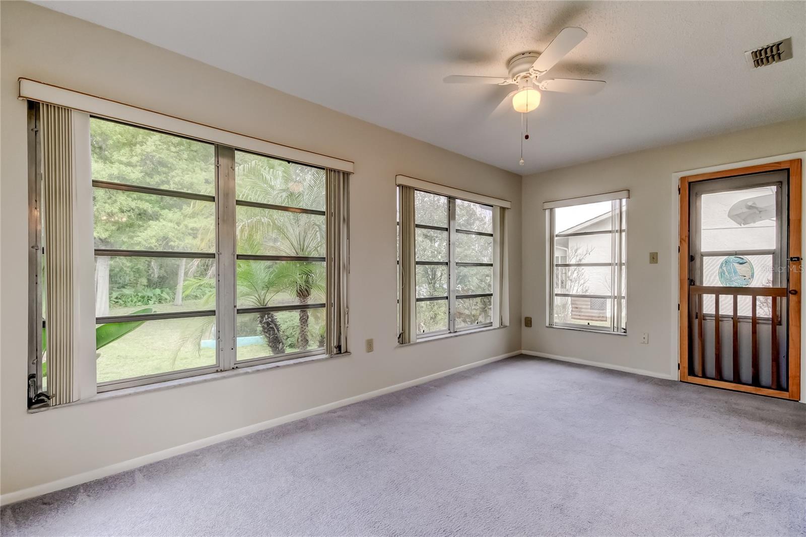 HERITAGE LAKE - Residential