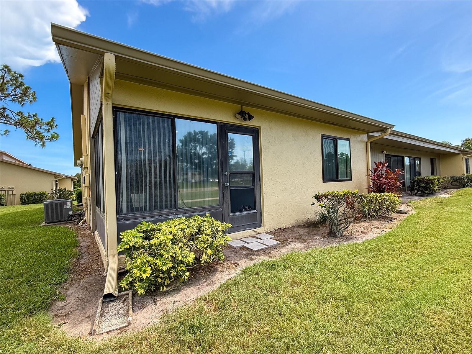 HUNTINGTON WOODS PH I - Residential Lease