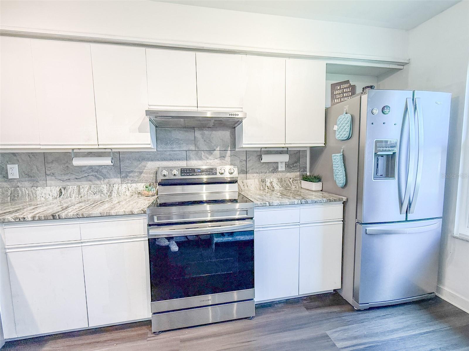 HUNTINGTON WOODS PH I - Residential Lease