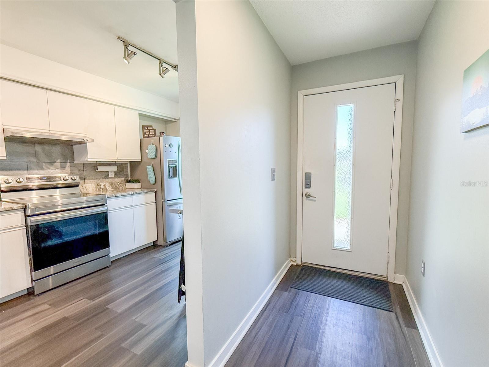 HUNTINGTON WOODS PH I - Residential Lease