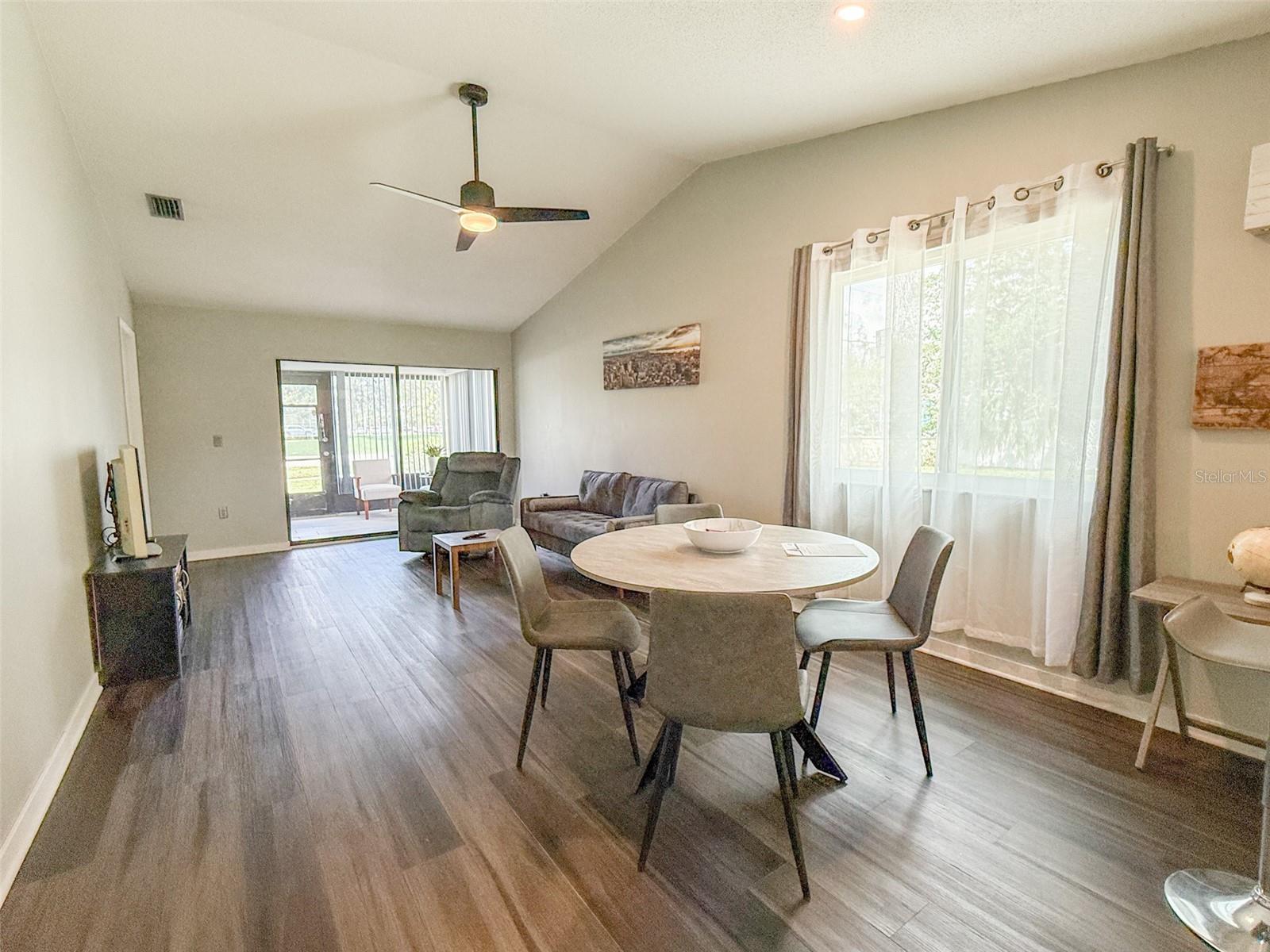 HUNTINGTON WOODS PH I - Residential Lease