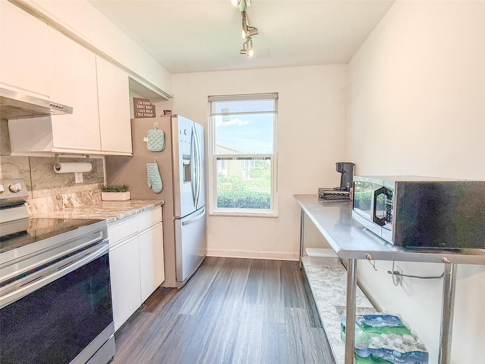 HUNTINGTON WOODS PH I - Residential Lease