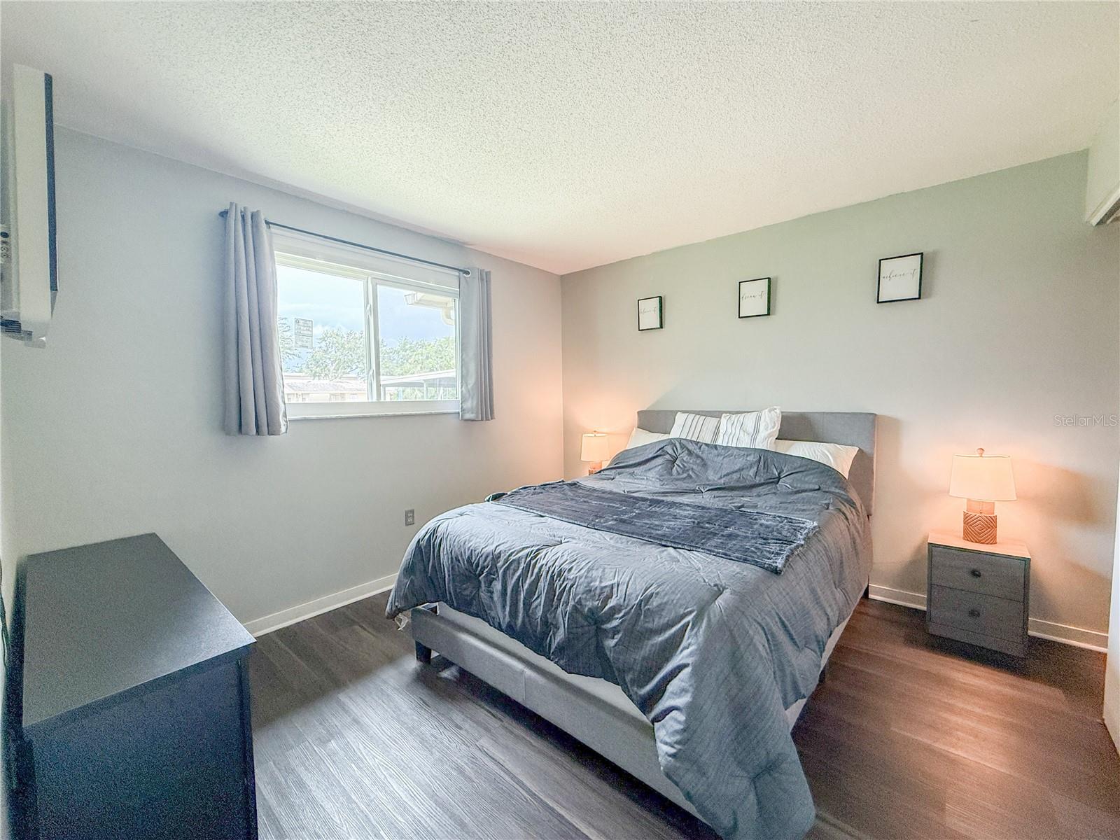 HUNTINGTON WOODS PH I - Residential Lease