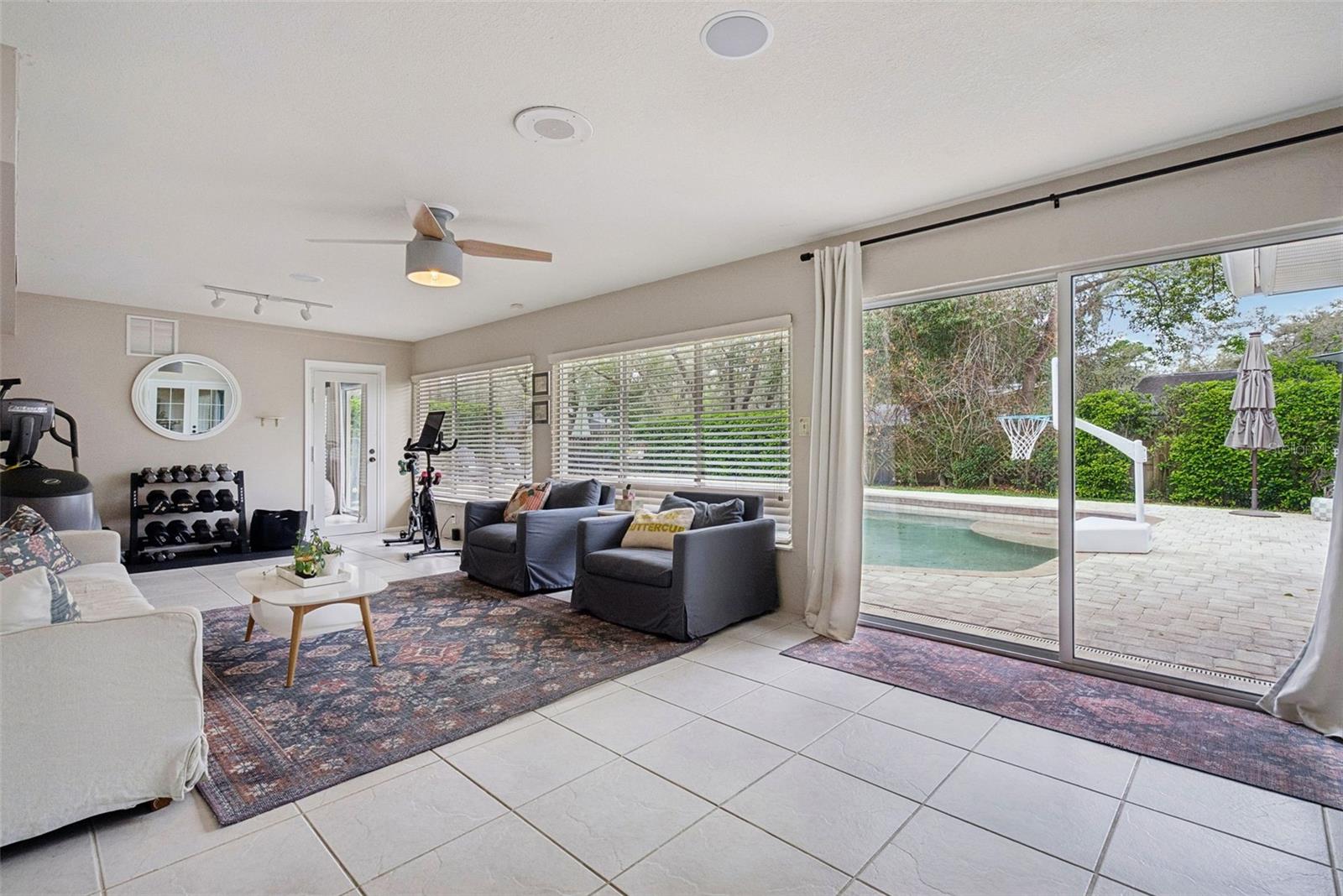 SWEETWATER COVE - Residential