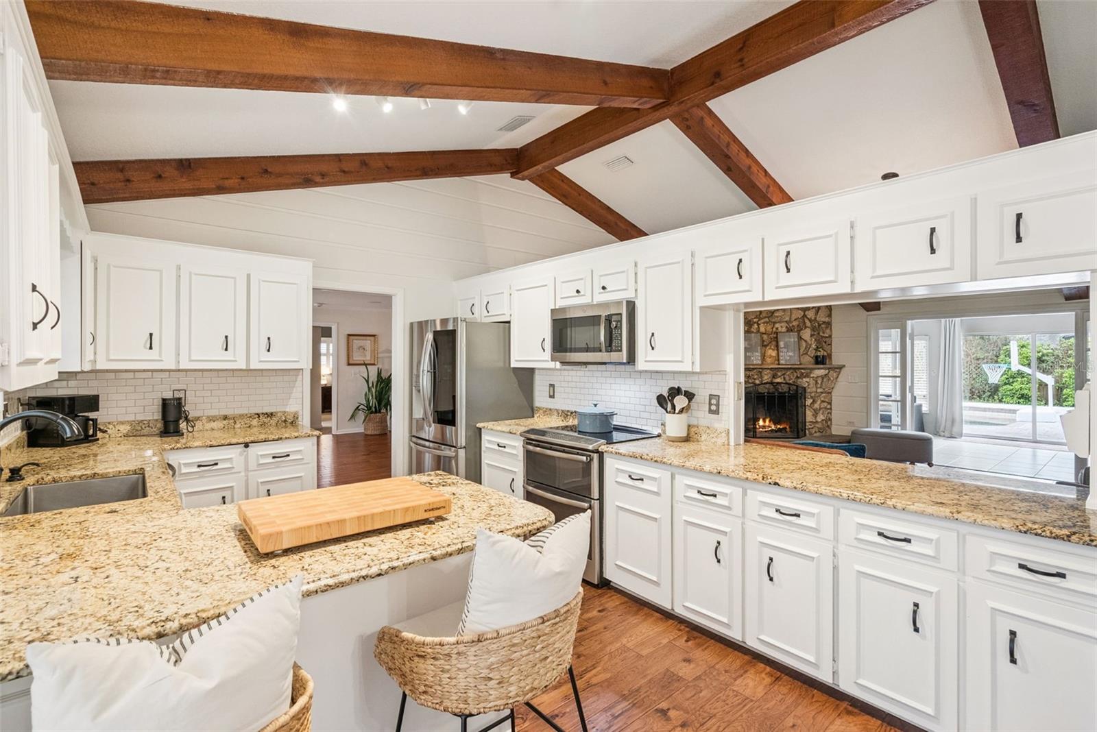 SWEETWATER COVE - Residential