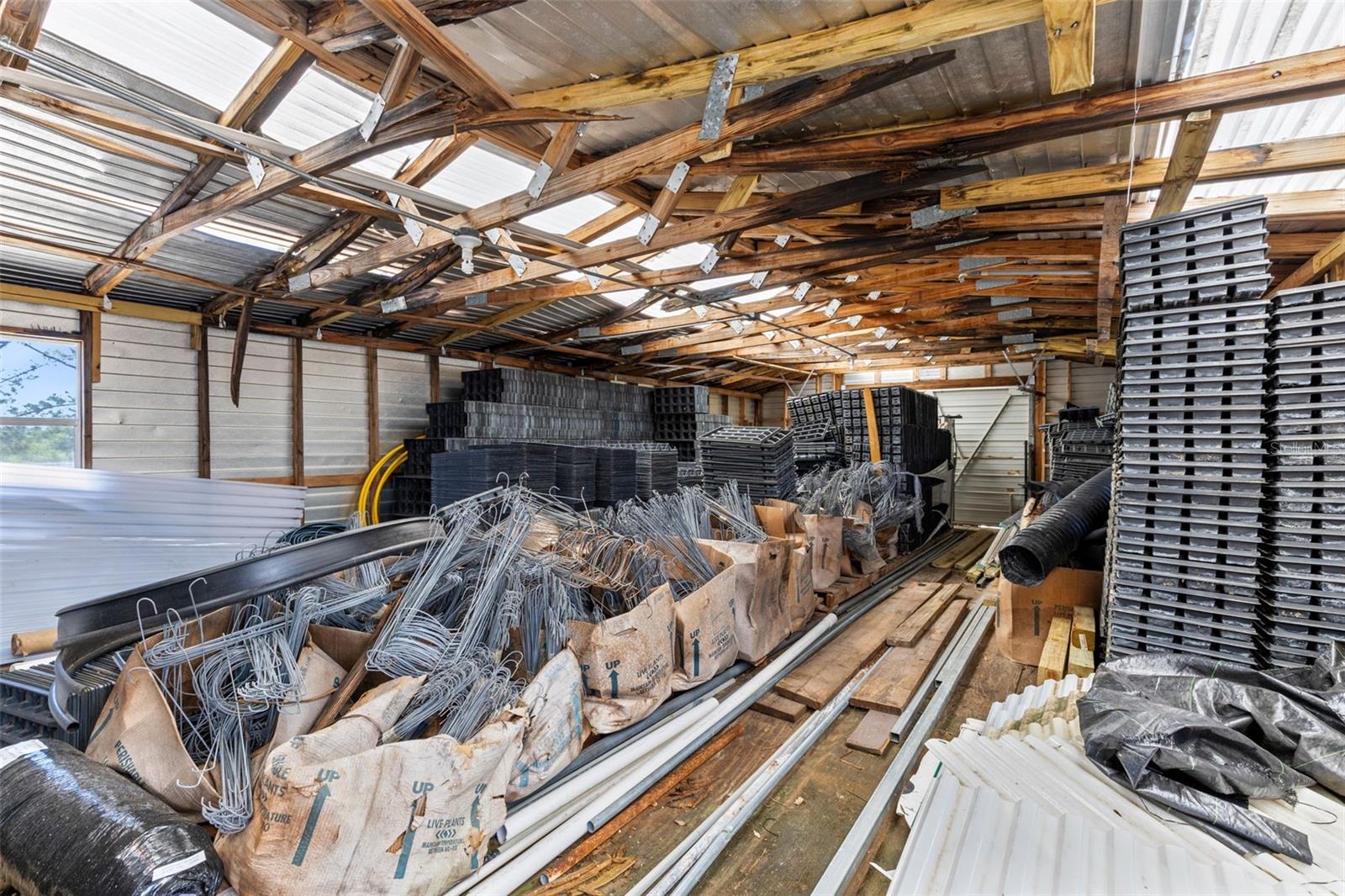 APSHAWA GROVES - Commercial Sale