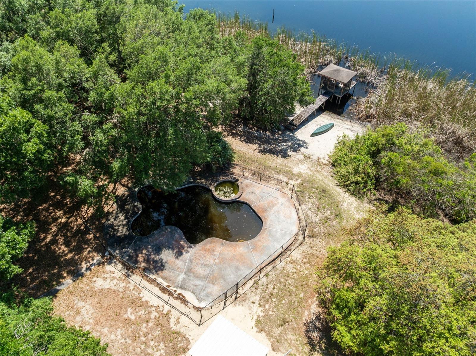 APSHAWA GROVES - Commercial Sale