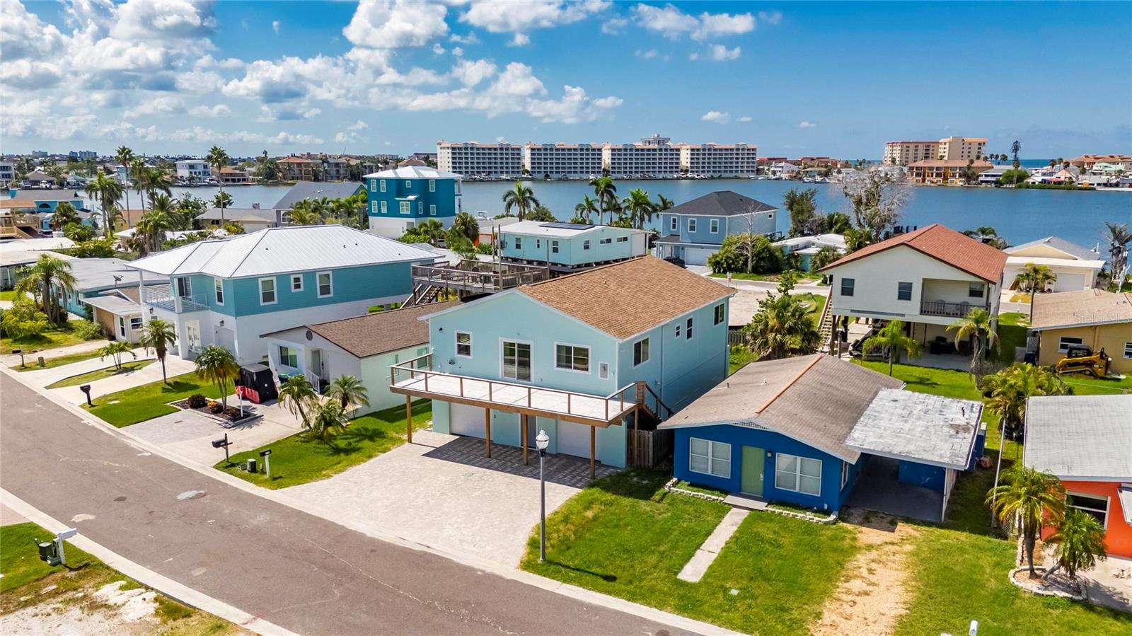 SURFSIDE SUB 4 - Residential Lease