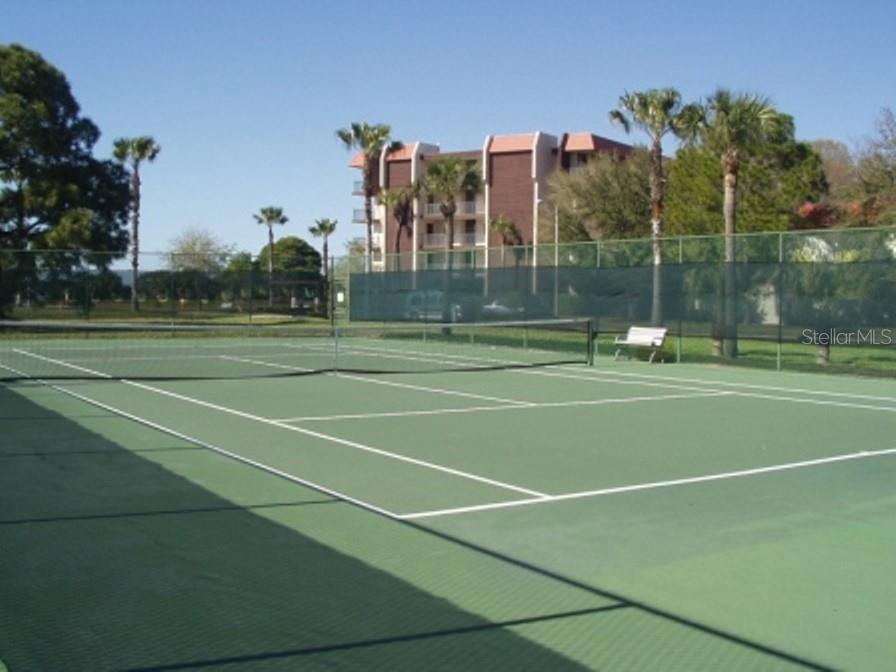 MEDITERRANEAN MANORS - Residential Lease