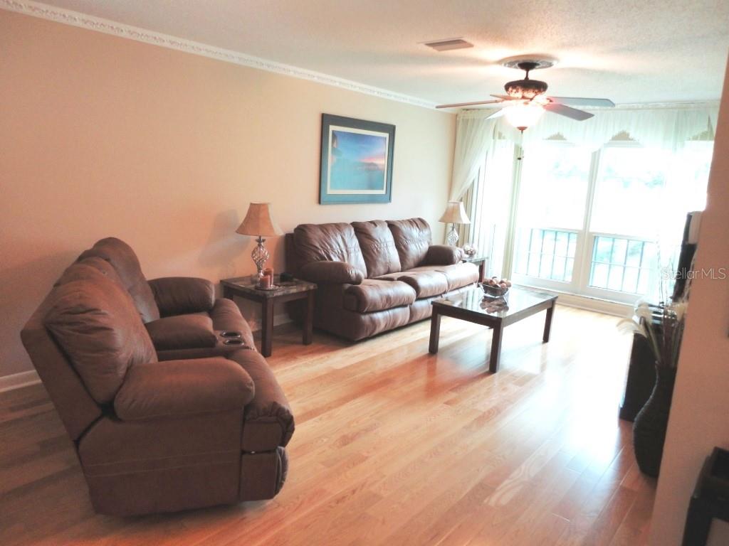 MEDITERRANEAN MANORS - Residential Lease