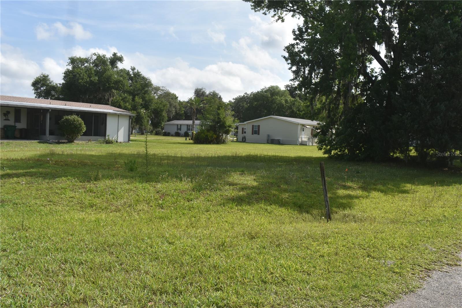 HERITAGE WOOD N LAKES ESTATES - Land