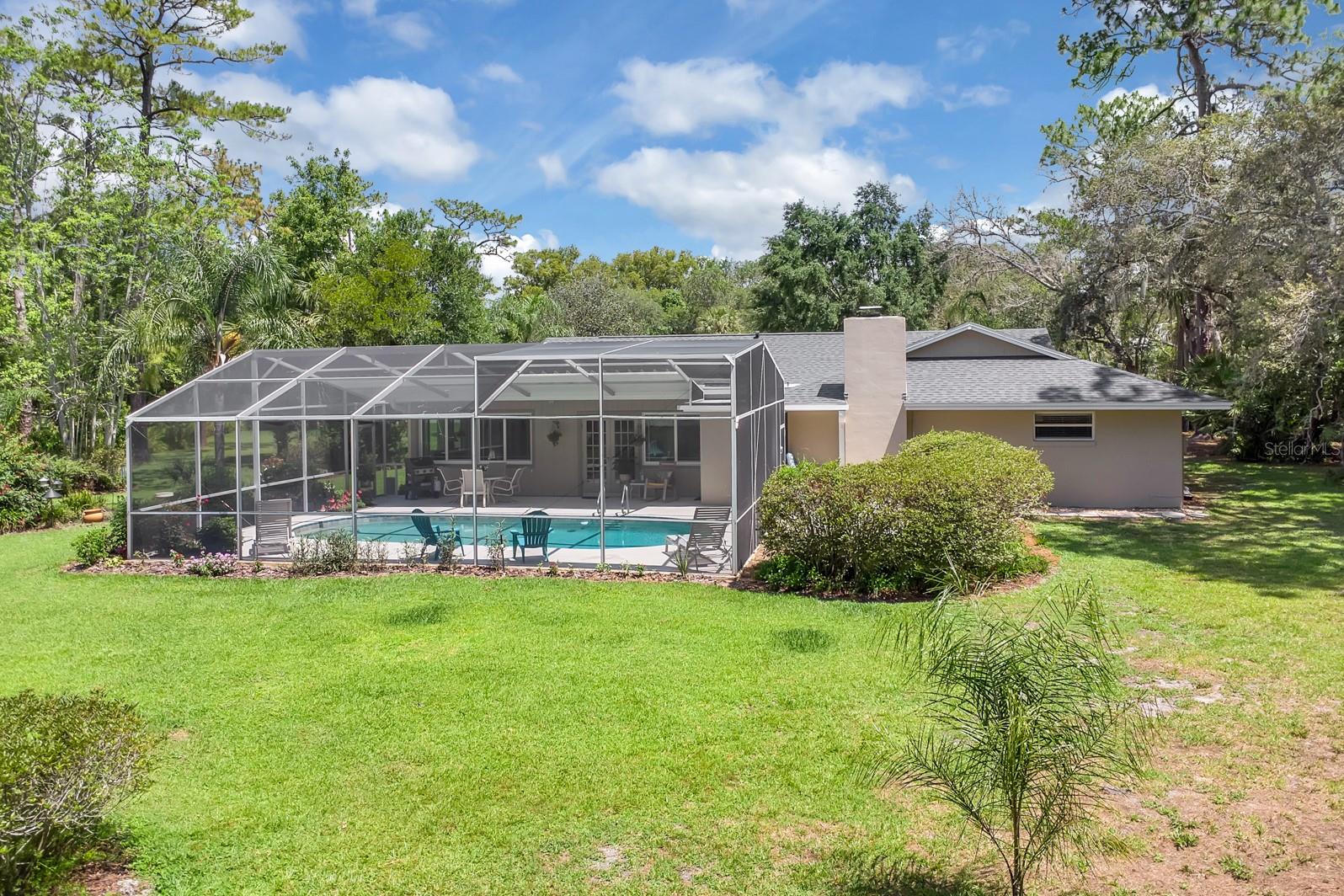 303 S SWEETWATER BOULEVARD
