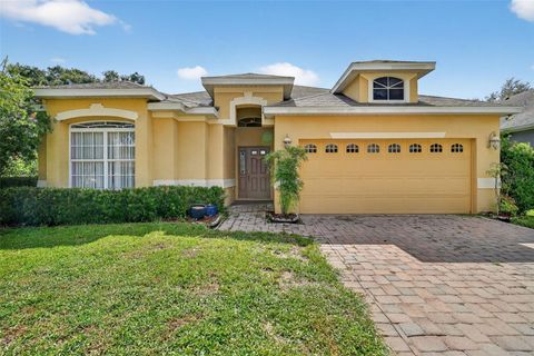 Photo of 4877 Grassy Knoll Drive, Tavares, FL 32778 (MLS # G5101039)