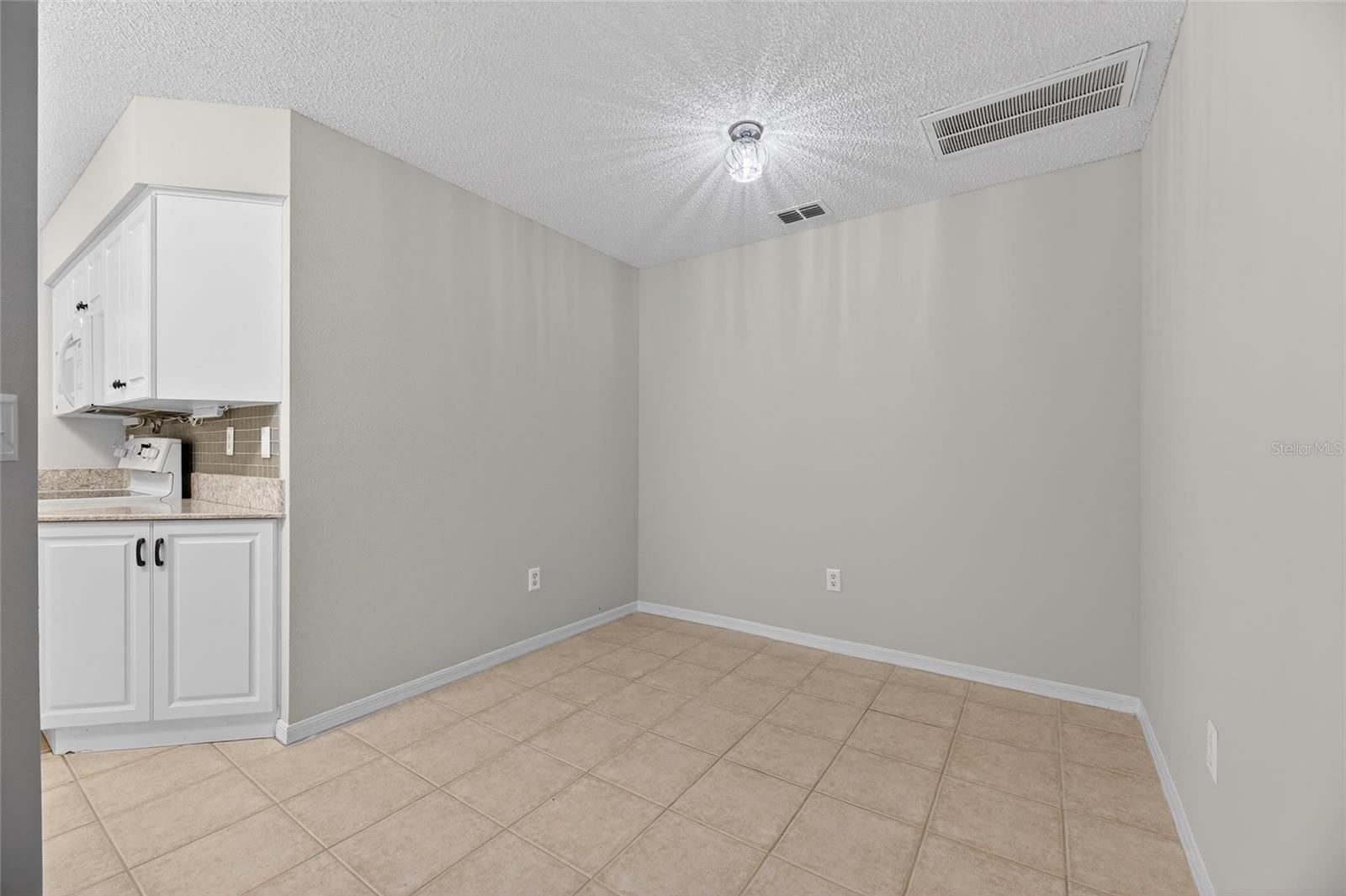 SUN CITY CENTER UNIT 154 - Residential