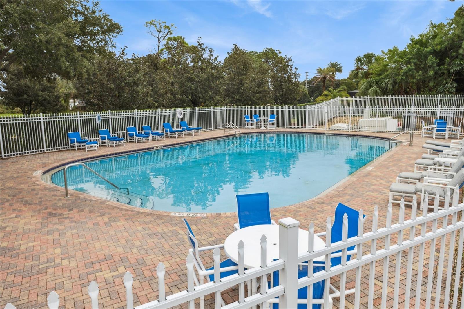 PLANTATION OAKS/BREVARD PH 4 - Residential Lease