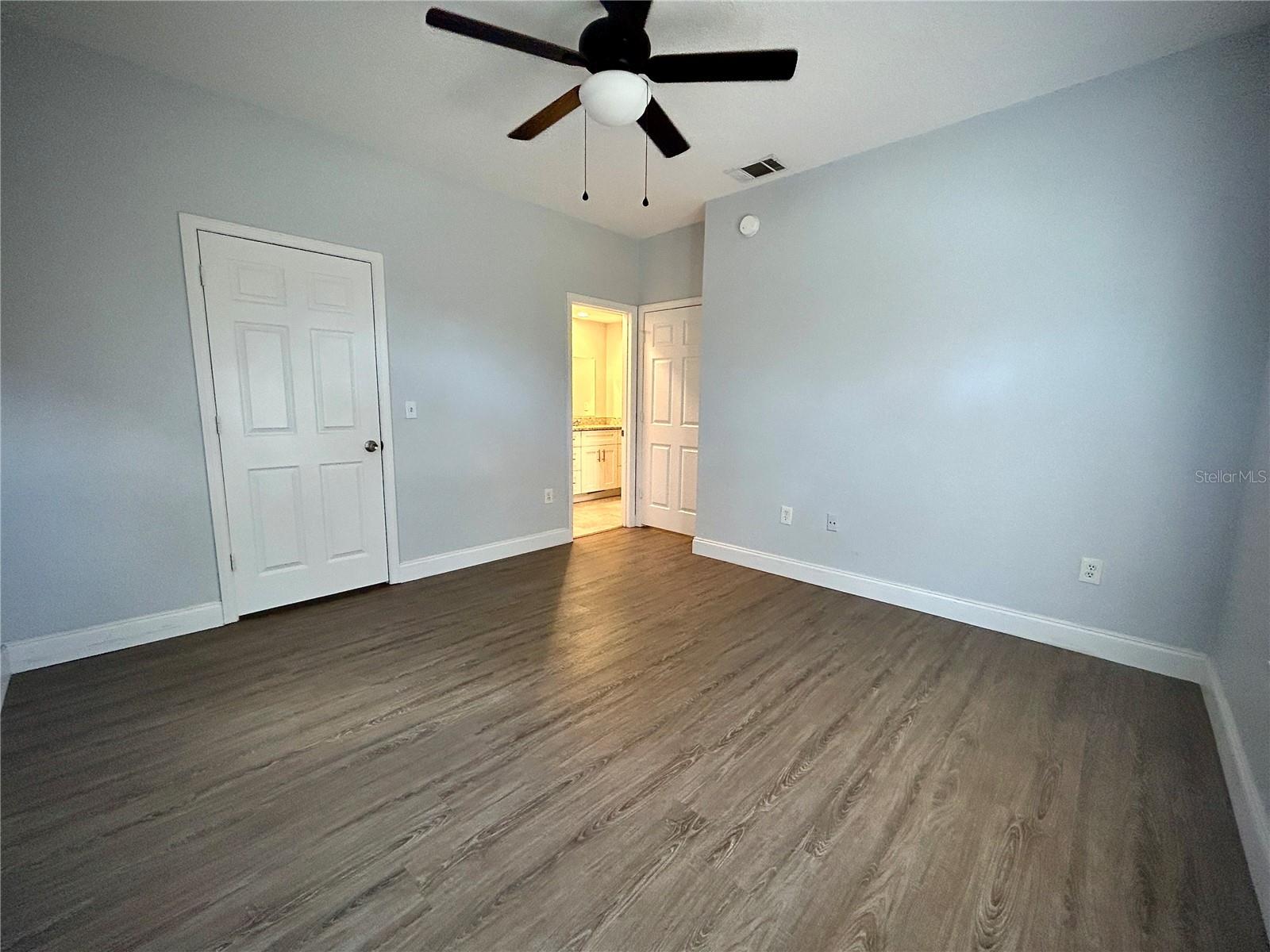 NOTTING HILL A CONDO - Residential Lease