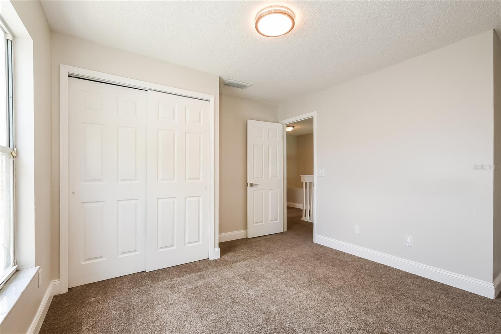 CHAPMAN OAKS - Residential