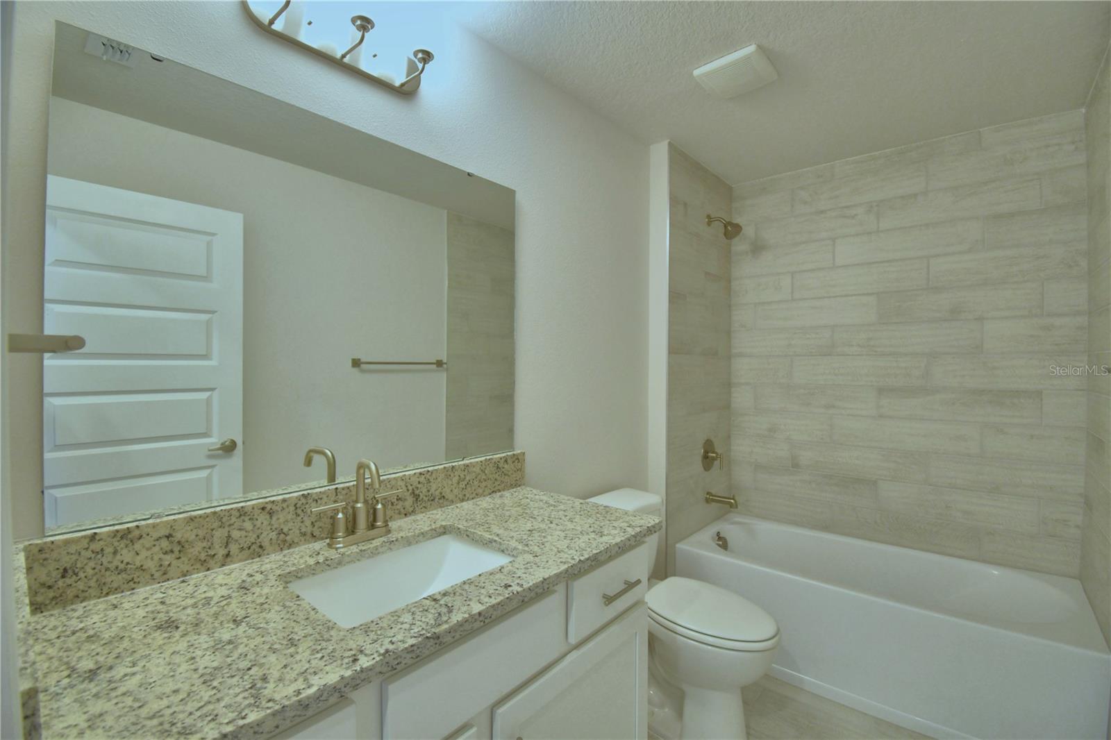 LAKE JULIANA ESTATES - Residential