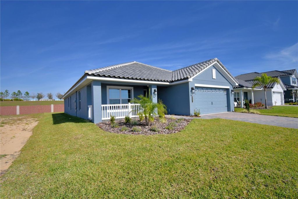Photo of 4431 Juliana Lake Drive, Auburndale, FL 33823 (MLS # L4958330)