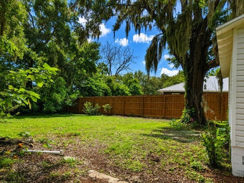 Tiny photo for 617 NE 25th Avenue, Ocala, FL 34470 (MLS # OM729857)