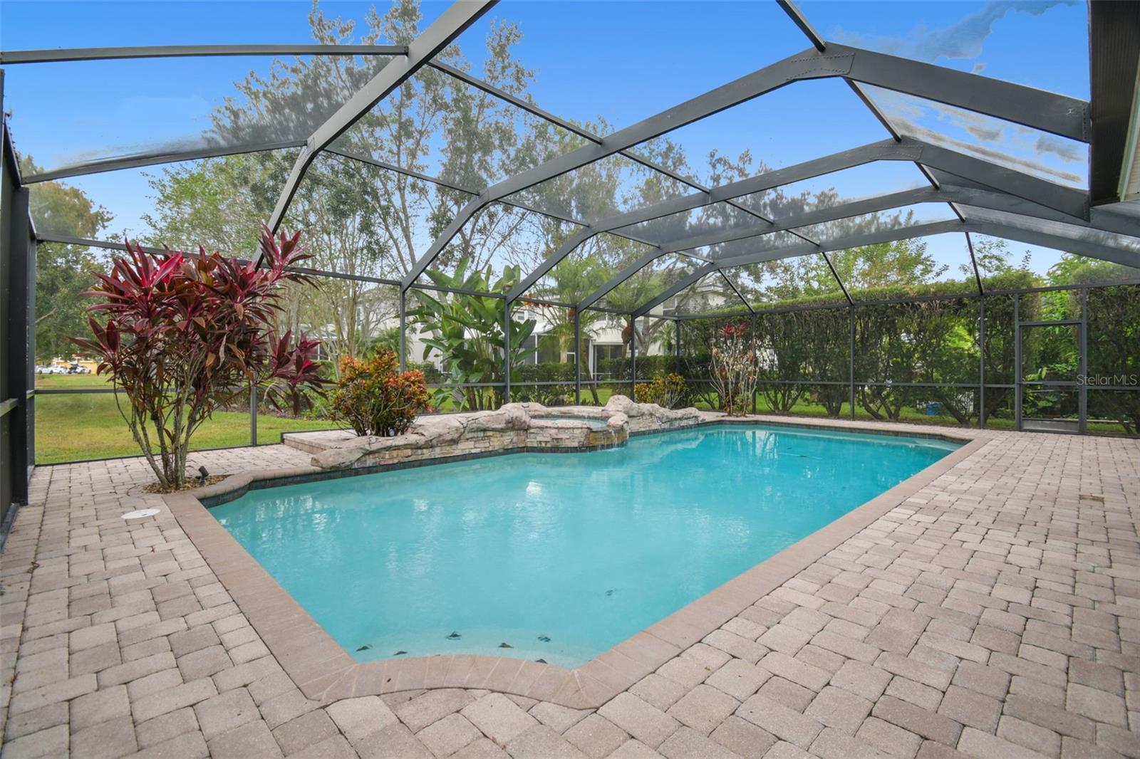 CARROLLWOOD CROSSING - Residential