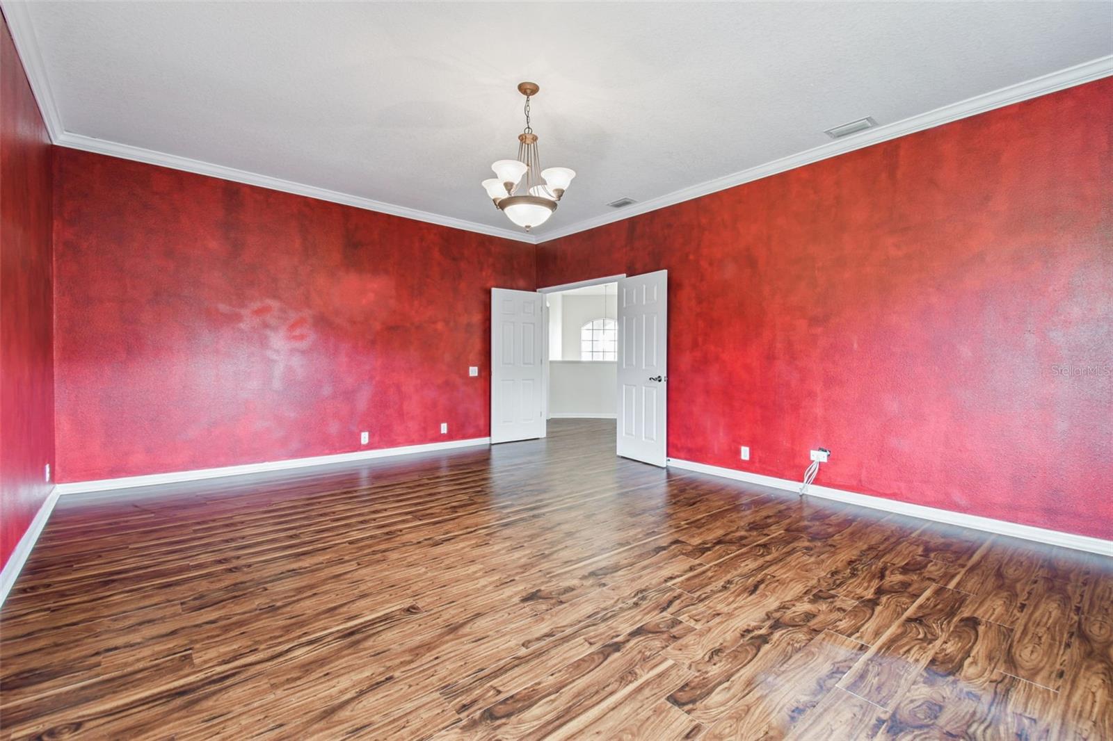 CARROLLWOOD CROSSING - Residential