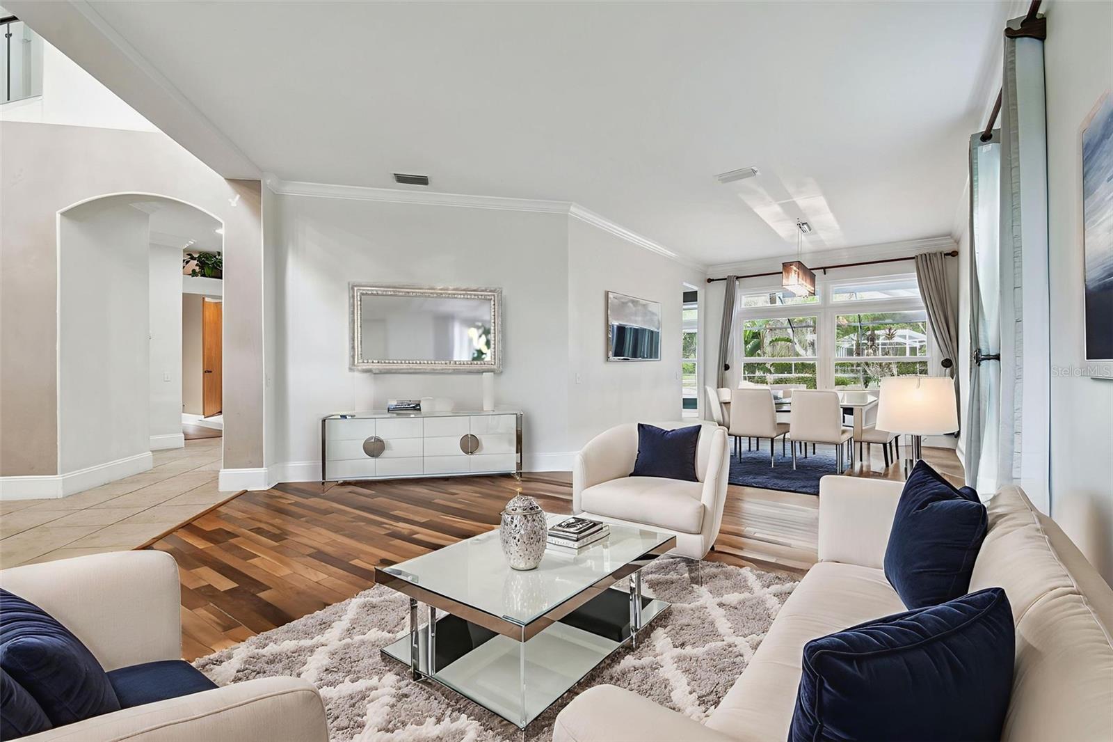 CARROLLWOOD CROSSING - Residential