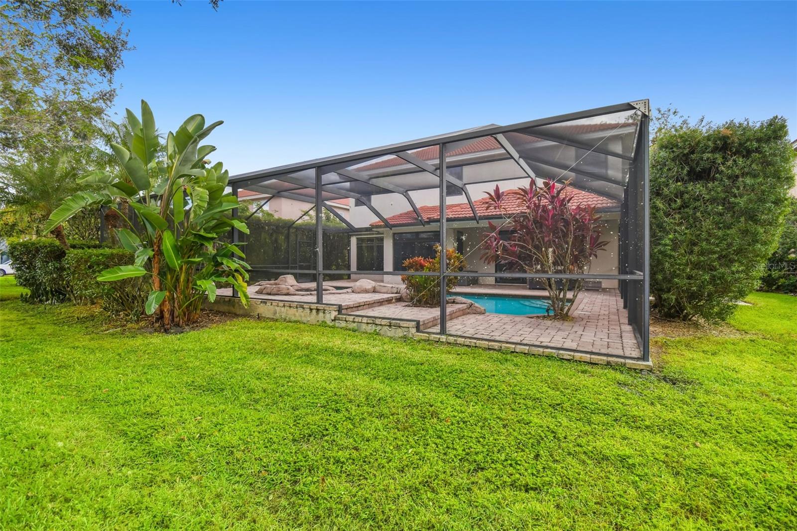 CARROLLWOOD CROSSING - Residential