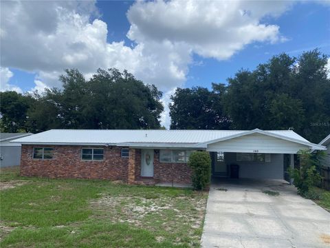 A home in WINTER HAVEN