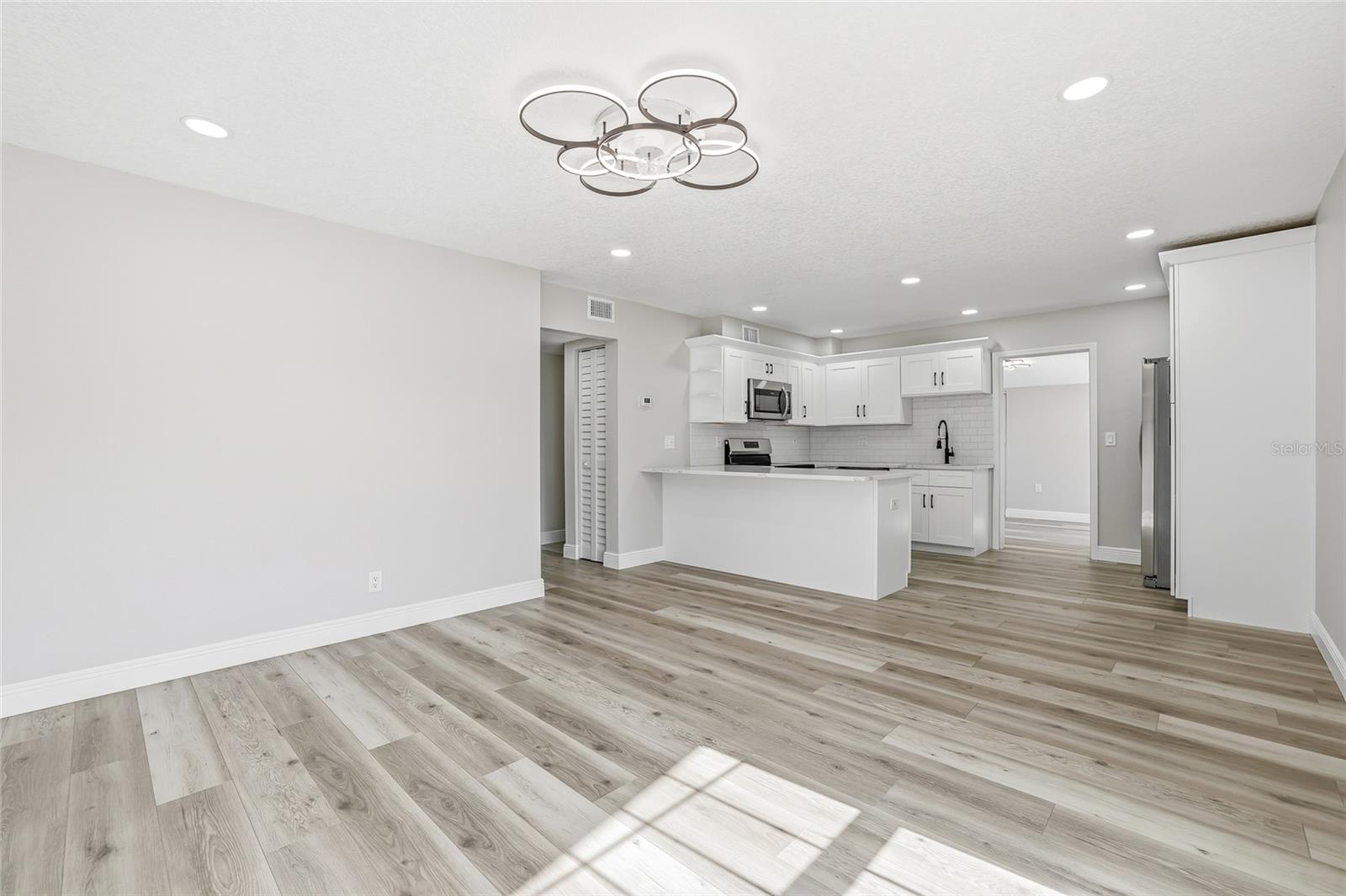 GANDY GARDENS 4 - Residential