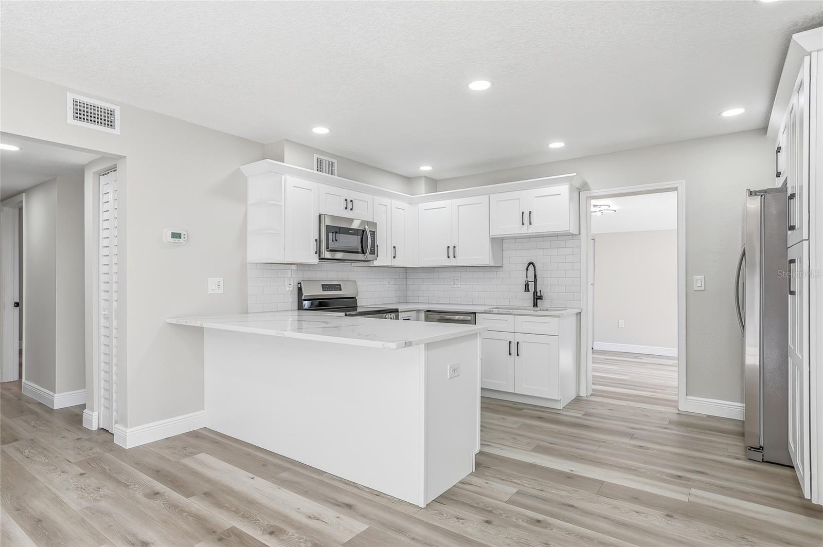 GANDY GARDENS 4 - Residential