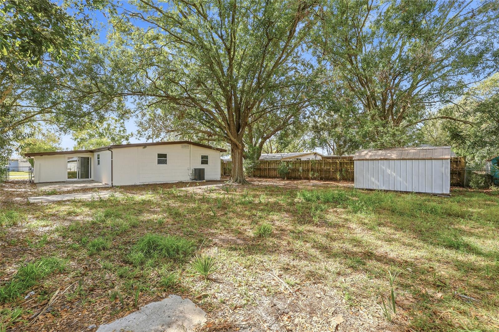 GANDY GARDENS 4 - Residential