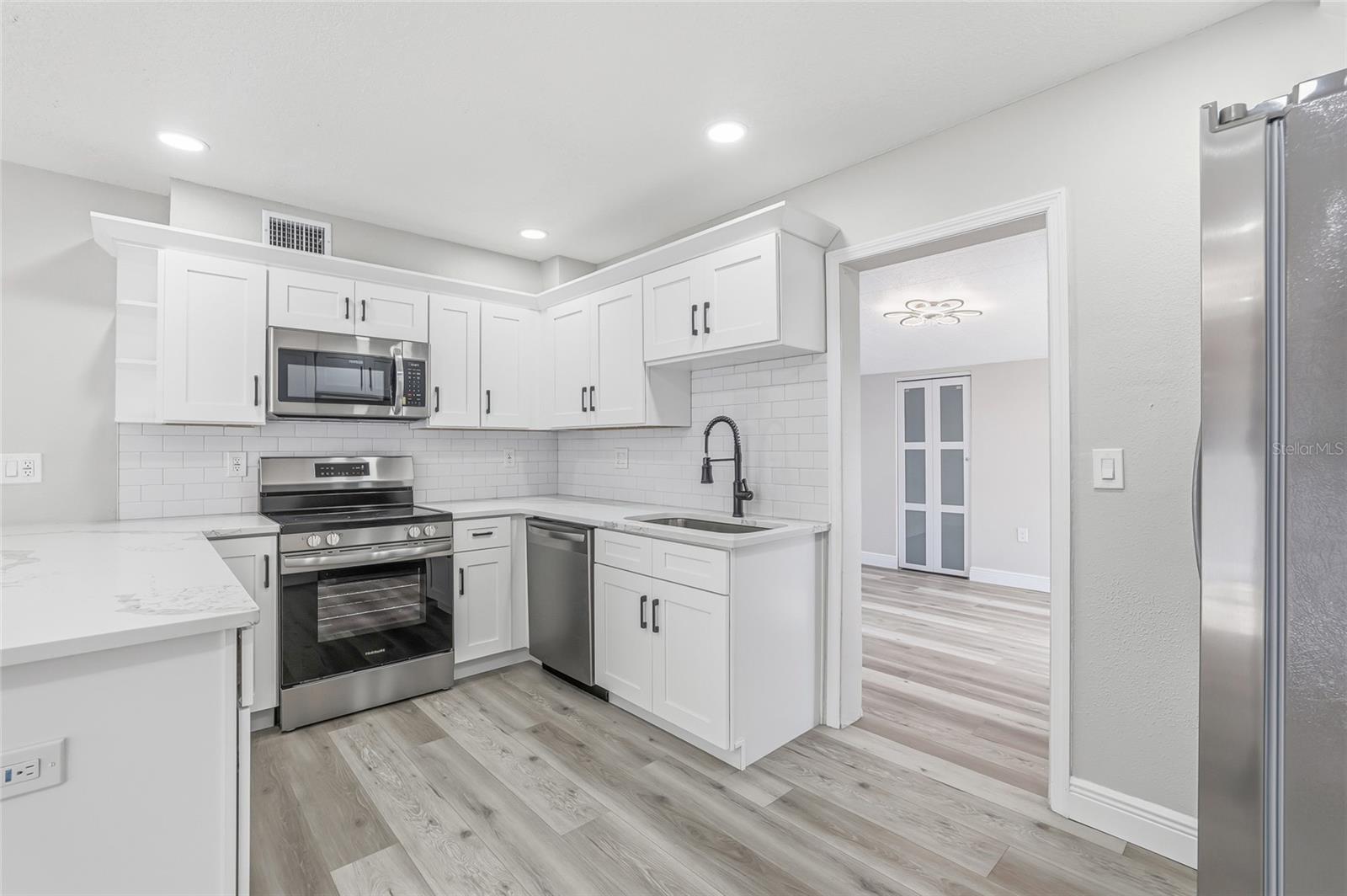 GANDY GARDENS 4 - Residential