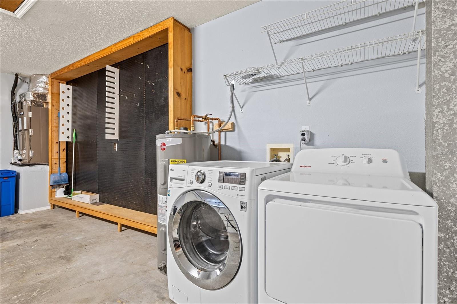 GATES CREEK - Residential