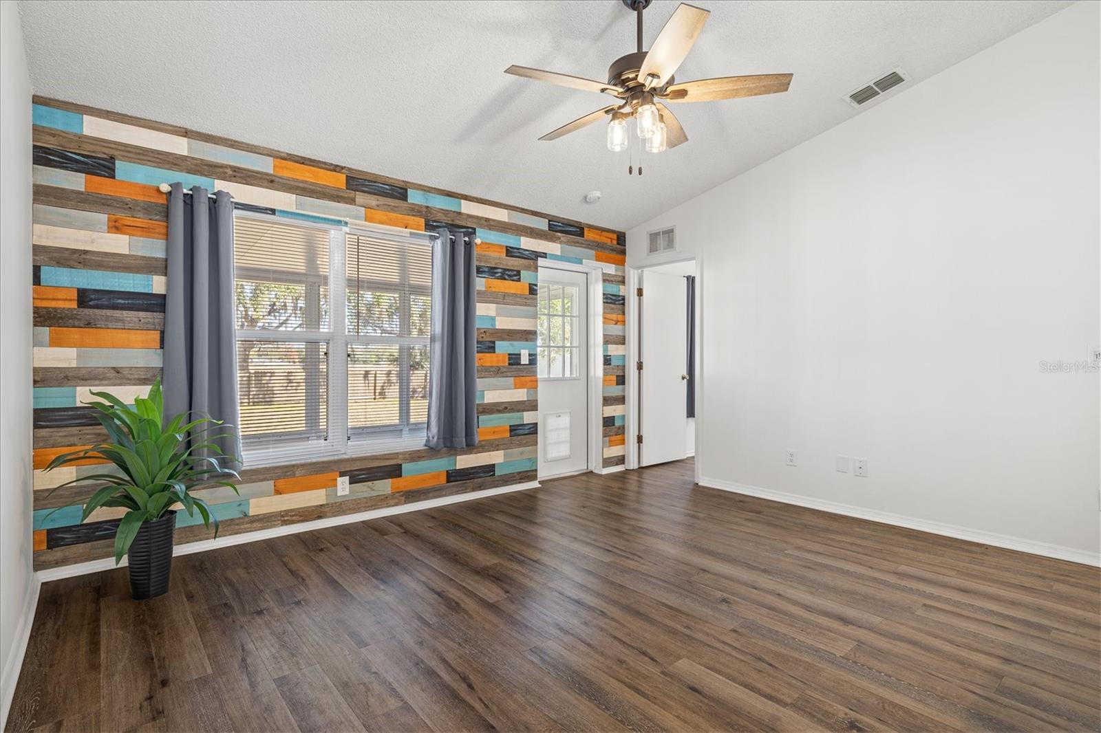 GATES CREEK - Residential