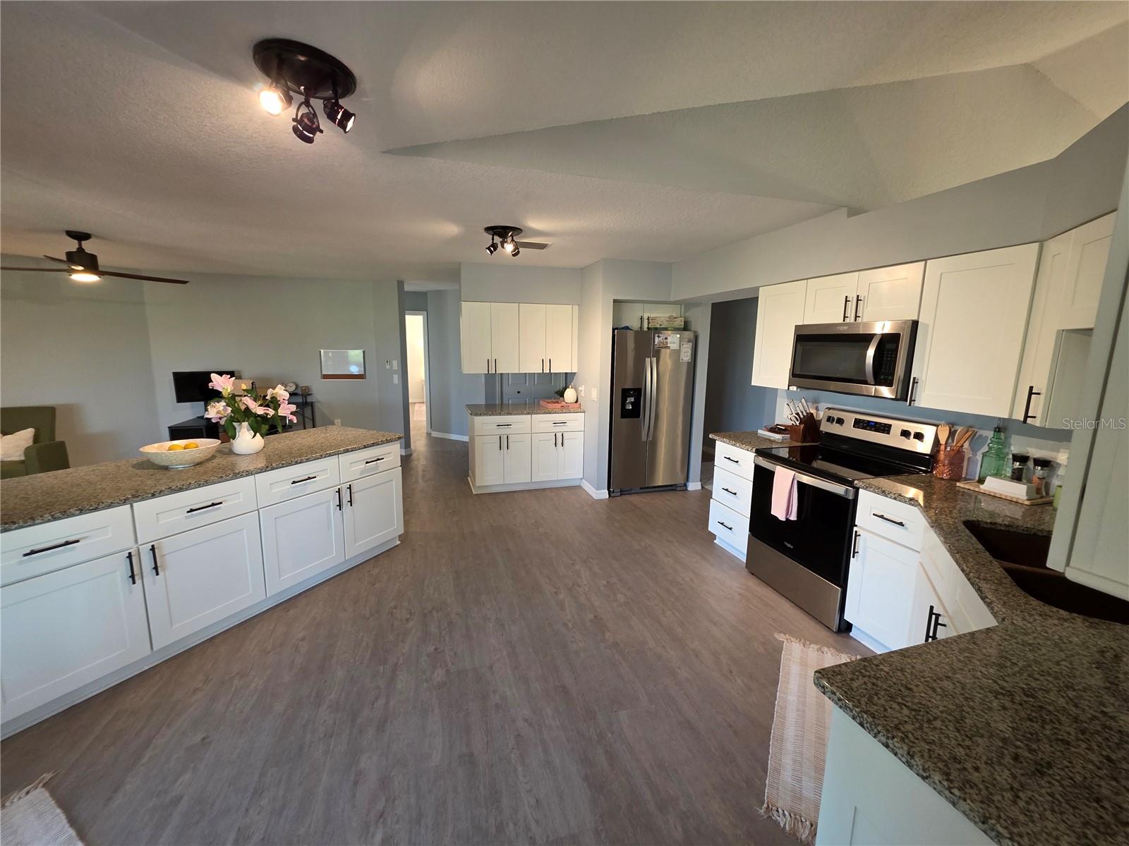 CAPE HAZE WINDWARD - Residential