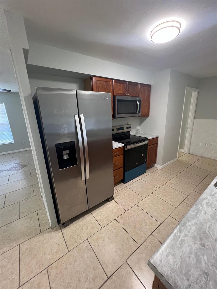 1407 PEG LANE