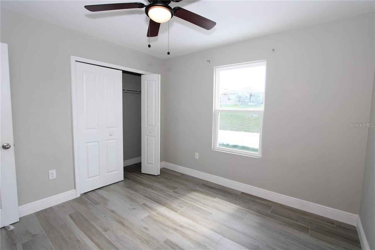 SUMMERS CORNER - Residential Lease