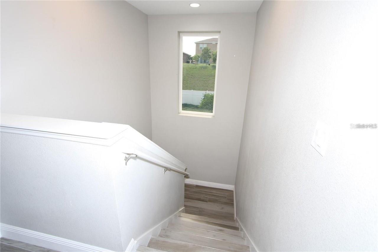 SUMMERS CORNER - Residential Lease