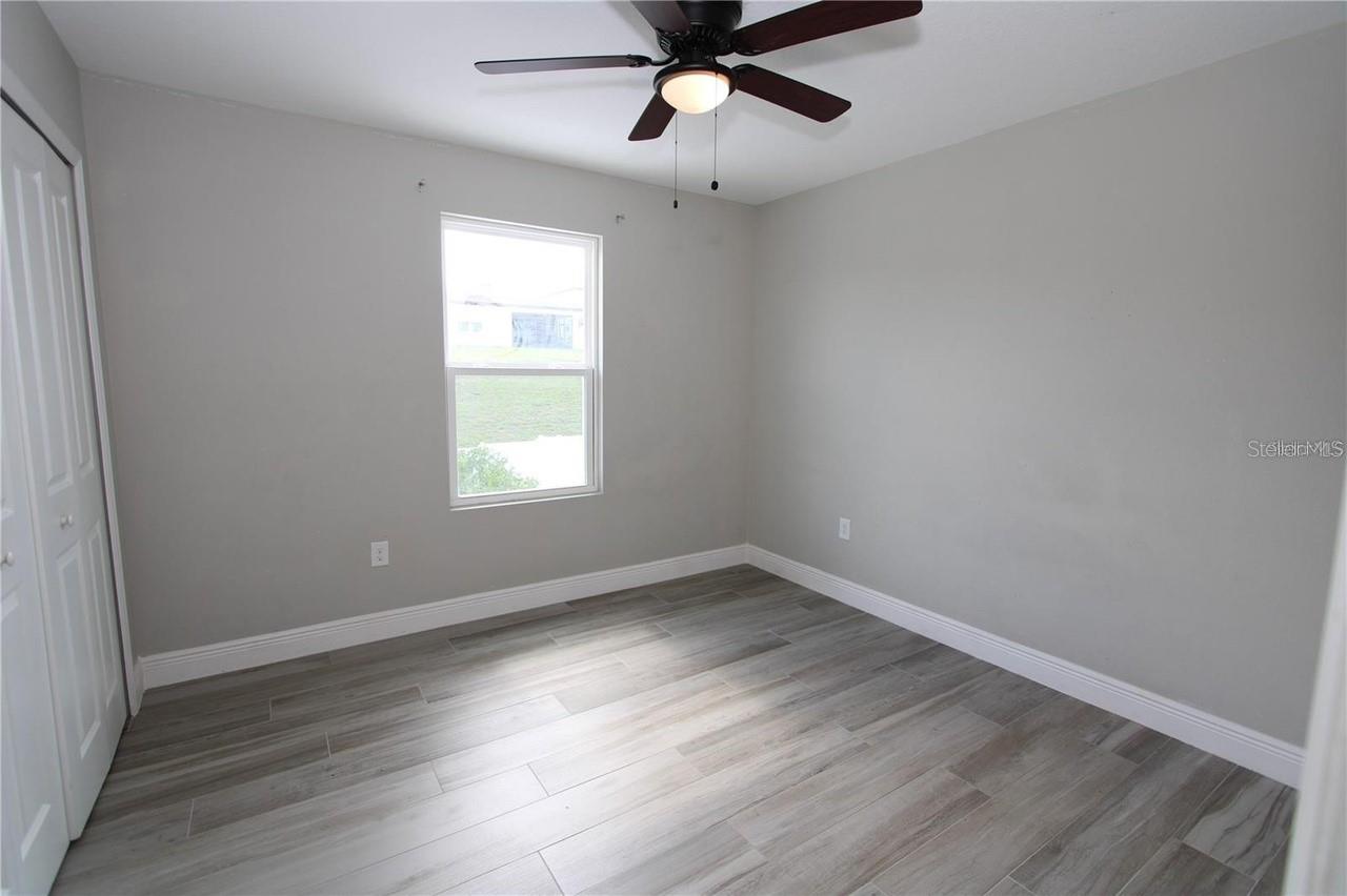 SUMMERS CORNER - Residential Lease