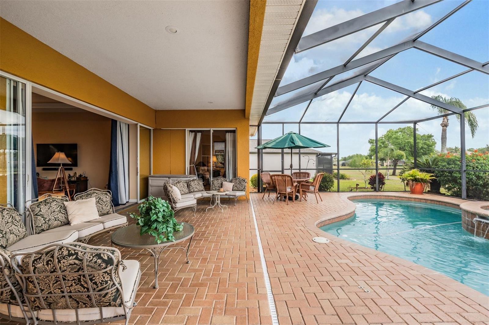 LAKE JOVITA GOLF AND COUNTRY CLUB - Residential